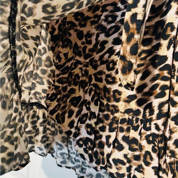 Urban Outfitters Tan Cream Mini Wrap Skirt - Picture 8 of 8